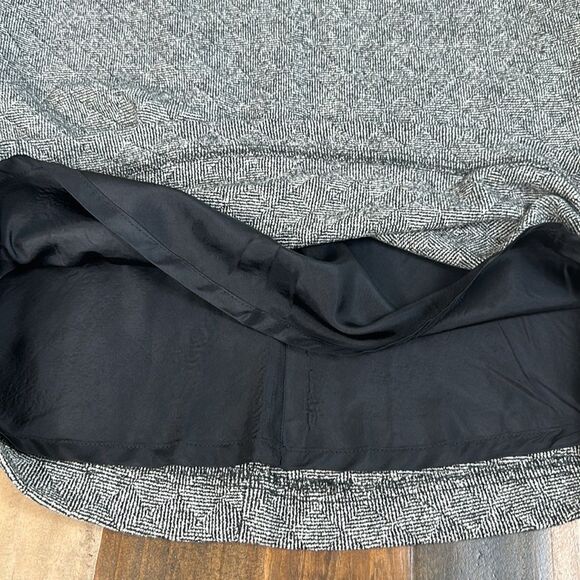 ANN TAYLOR Pencil skirt     Petites 6P - Picture 6 of 9